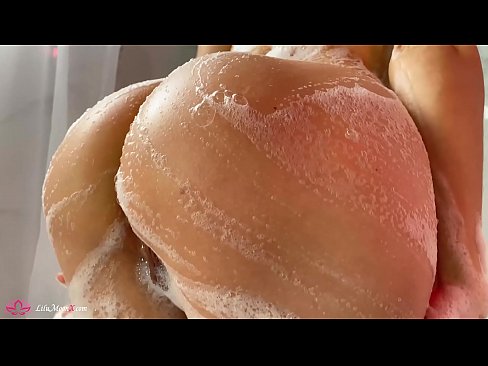 ❤️ Brunetta masturba la figa con il vibratore fino ad un intenso orgasmo sotto la doccia ❌ Porno al it.pornma-com.ru ❌️❤